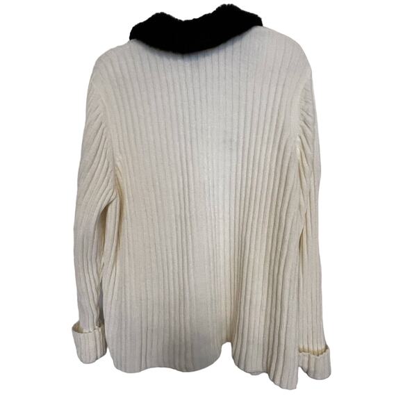 Designers Originals Plus 3X Ivory Sweater Cardigan w/ Black Faux Fur Collar - Picture 6 of 11